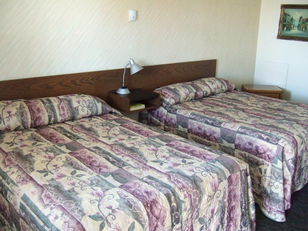 Wild Rose Inn Vegreville Pokoj fotografie